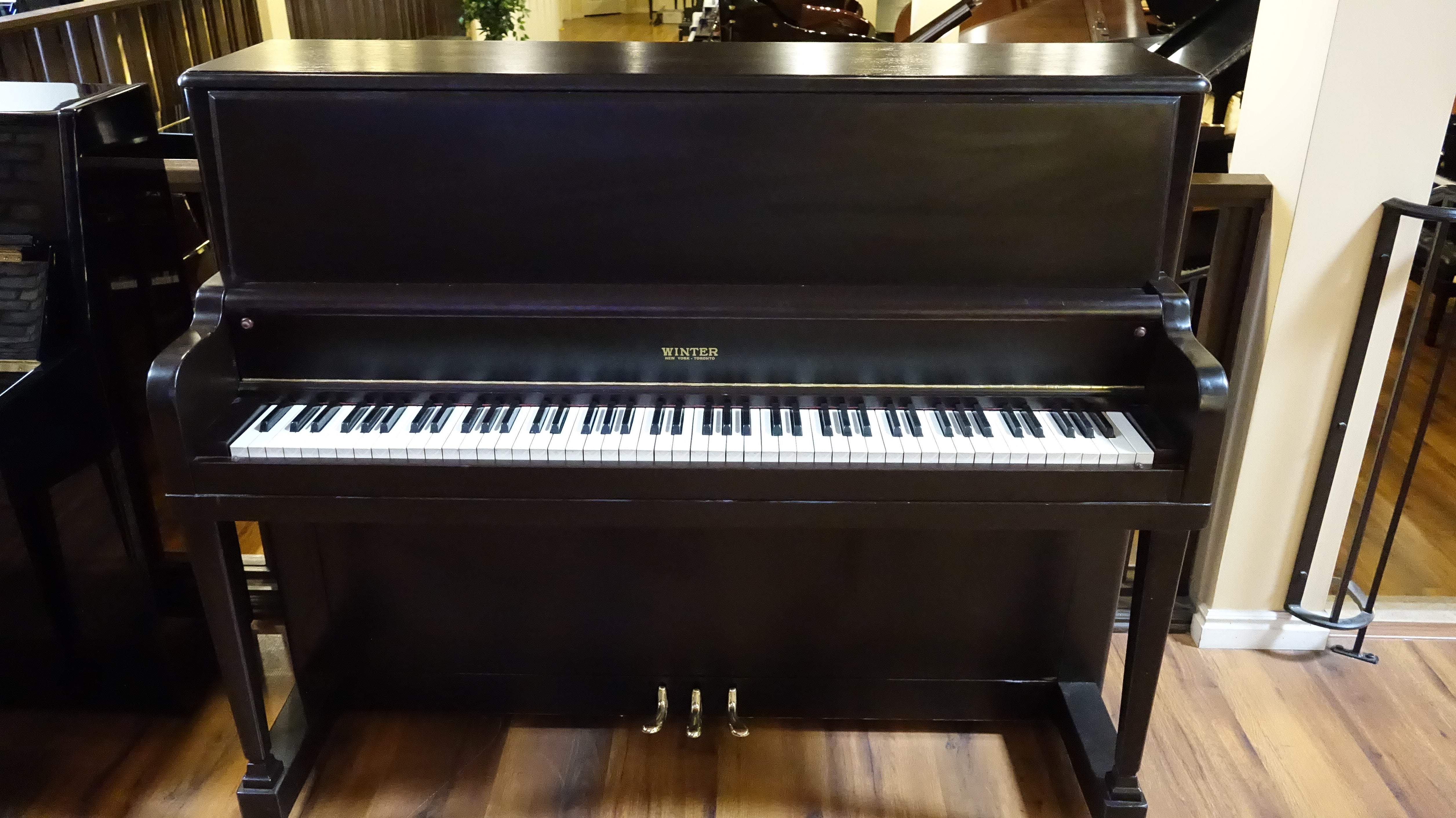 Winter spinet online piano