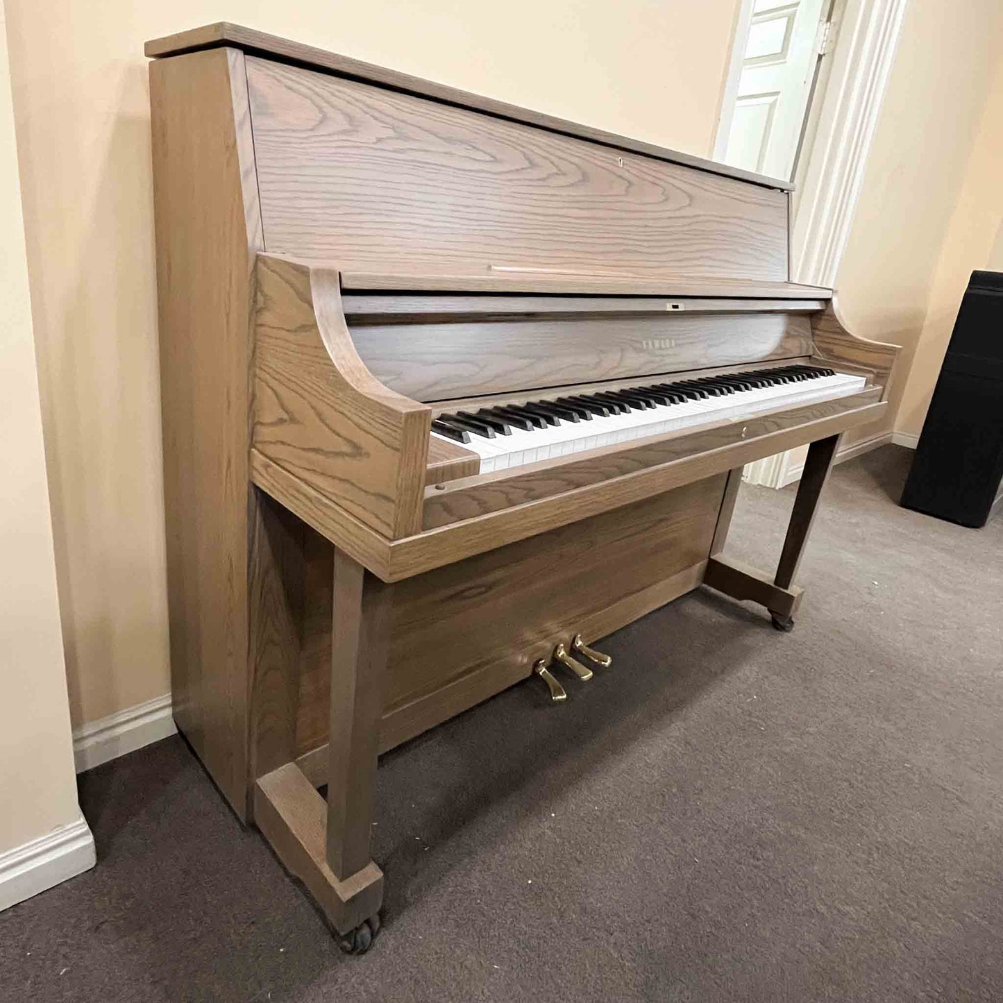 SOLD 1990 Yamaha P22 45" Oak Commissioned Studio Piano