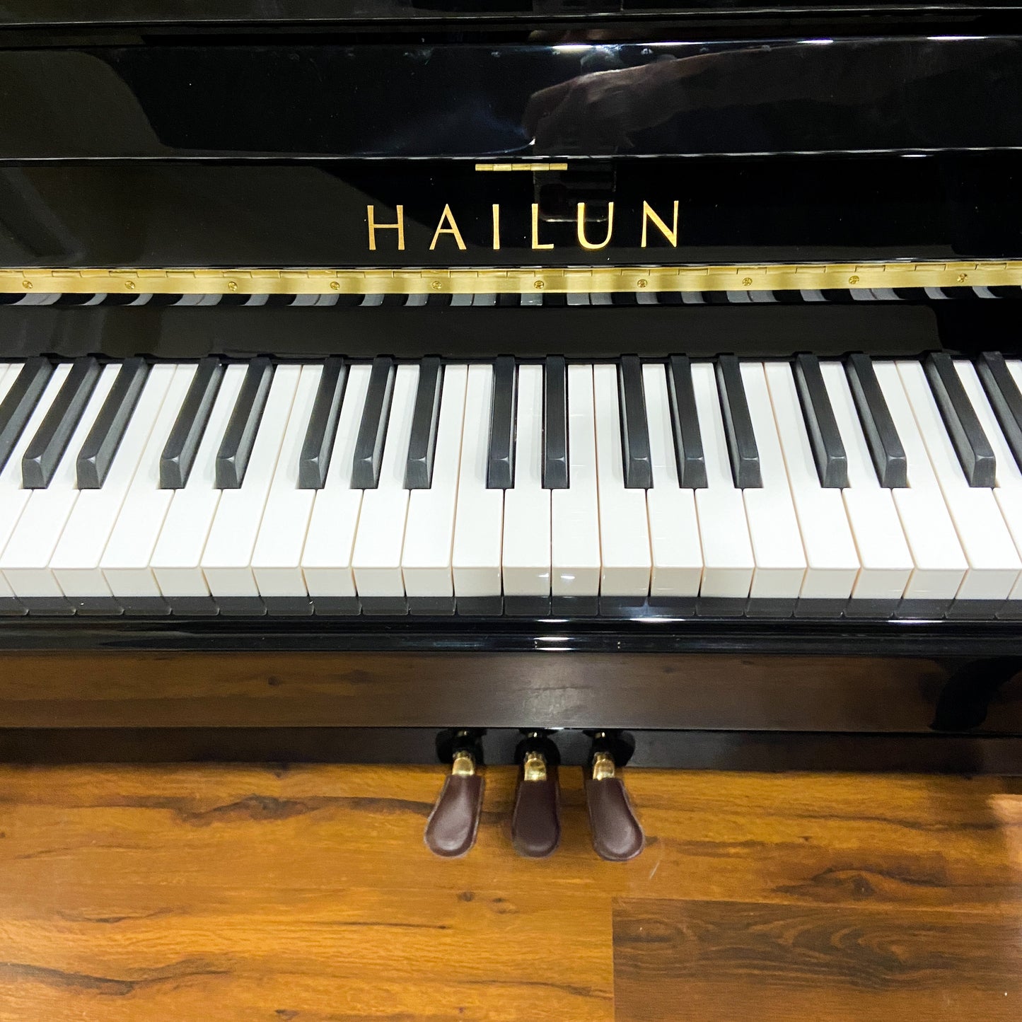 Hailun 5P 50" Polished Black Upright Piano