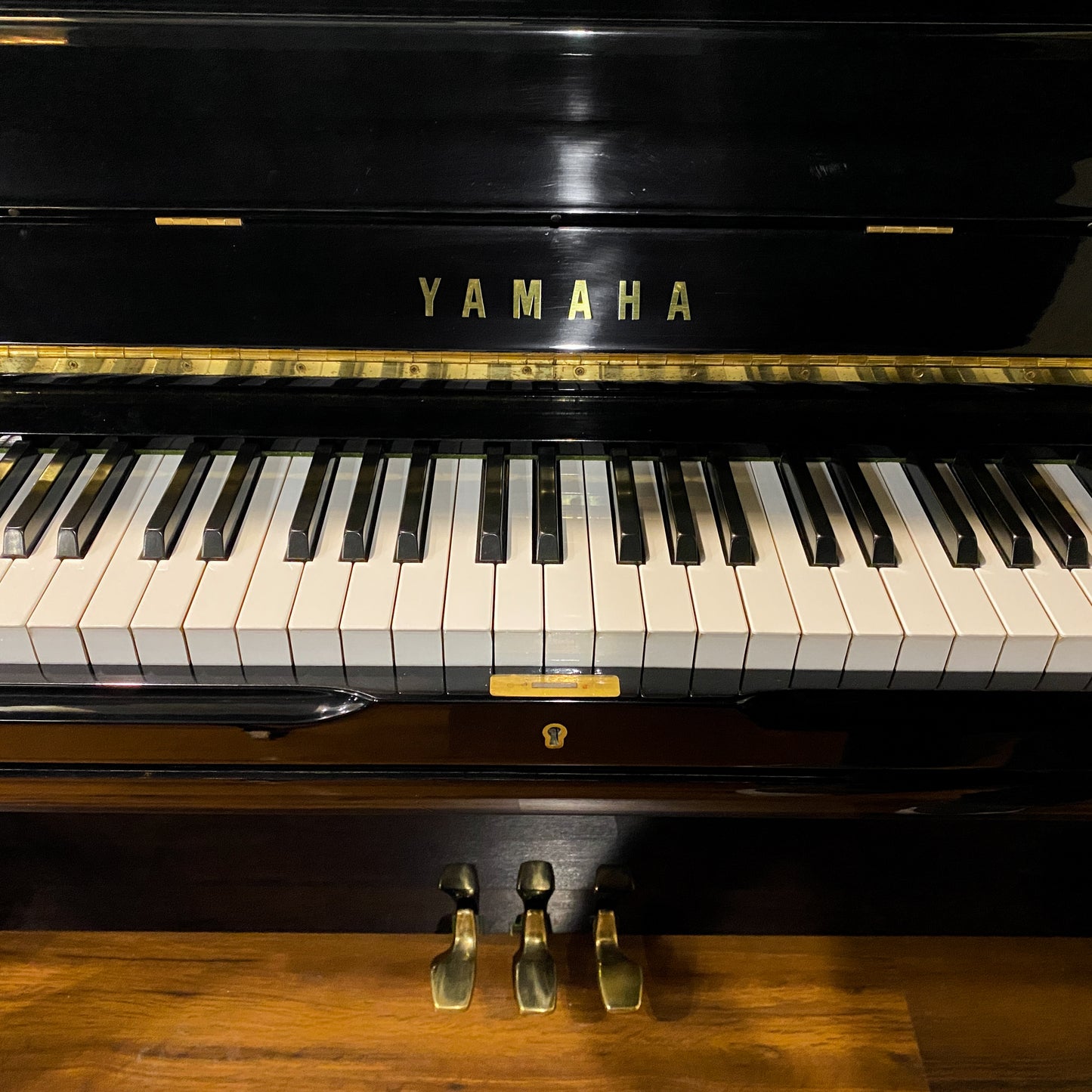 1975 Yamaha U3 52" Polished Black Upright Piano