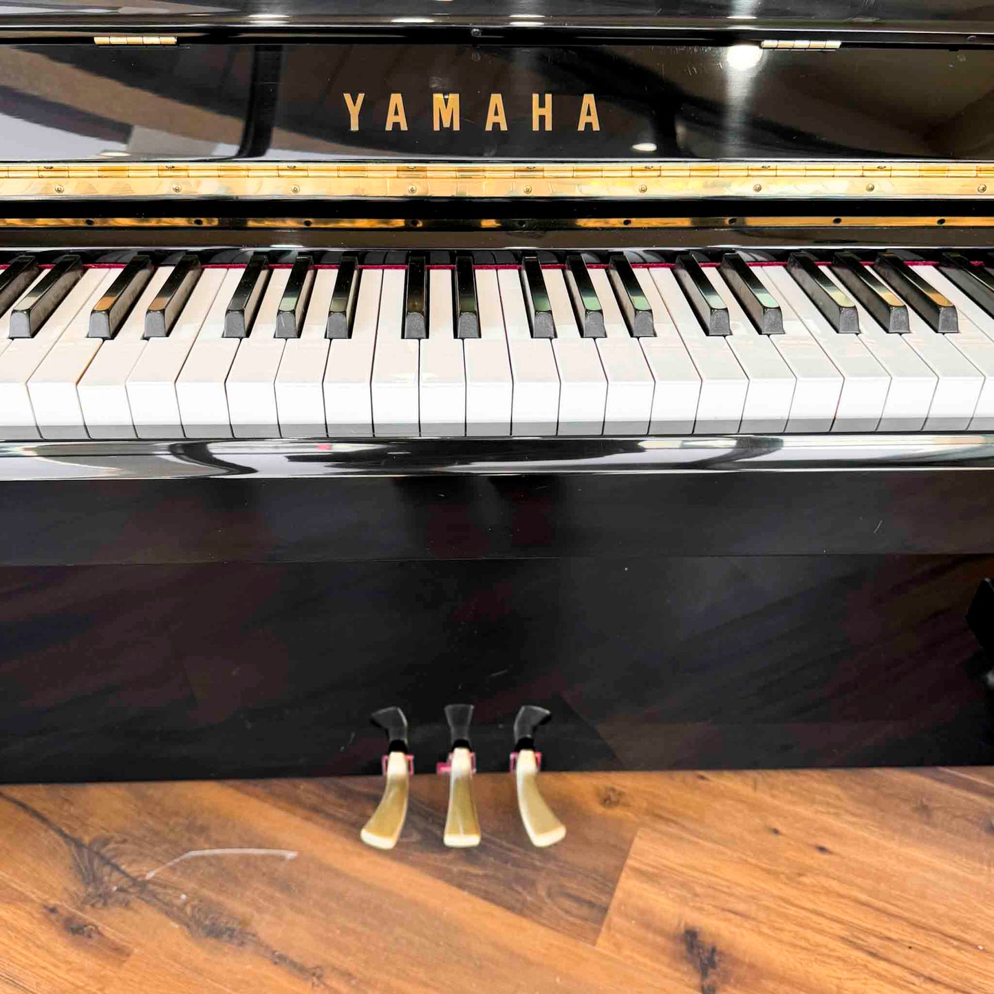 1987 Yamaha U1 48" Polished Black Upright Piano