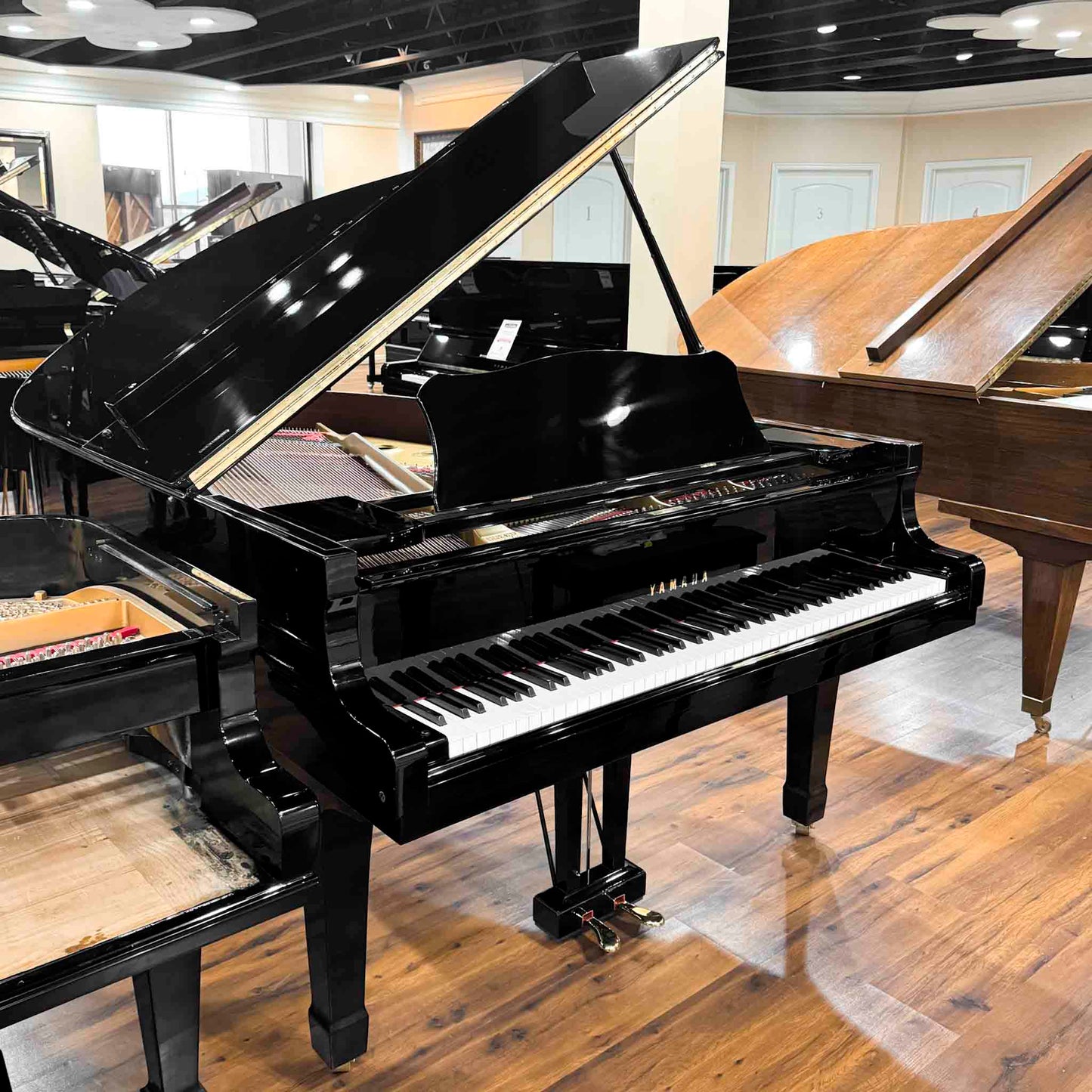 SOLD 1980 Yamaha C3 Polished Black 6'1" Grand Piano