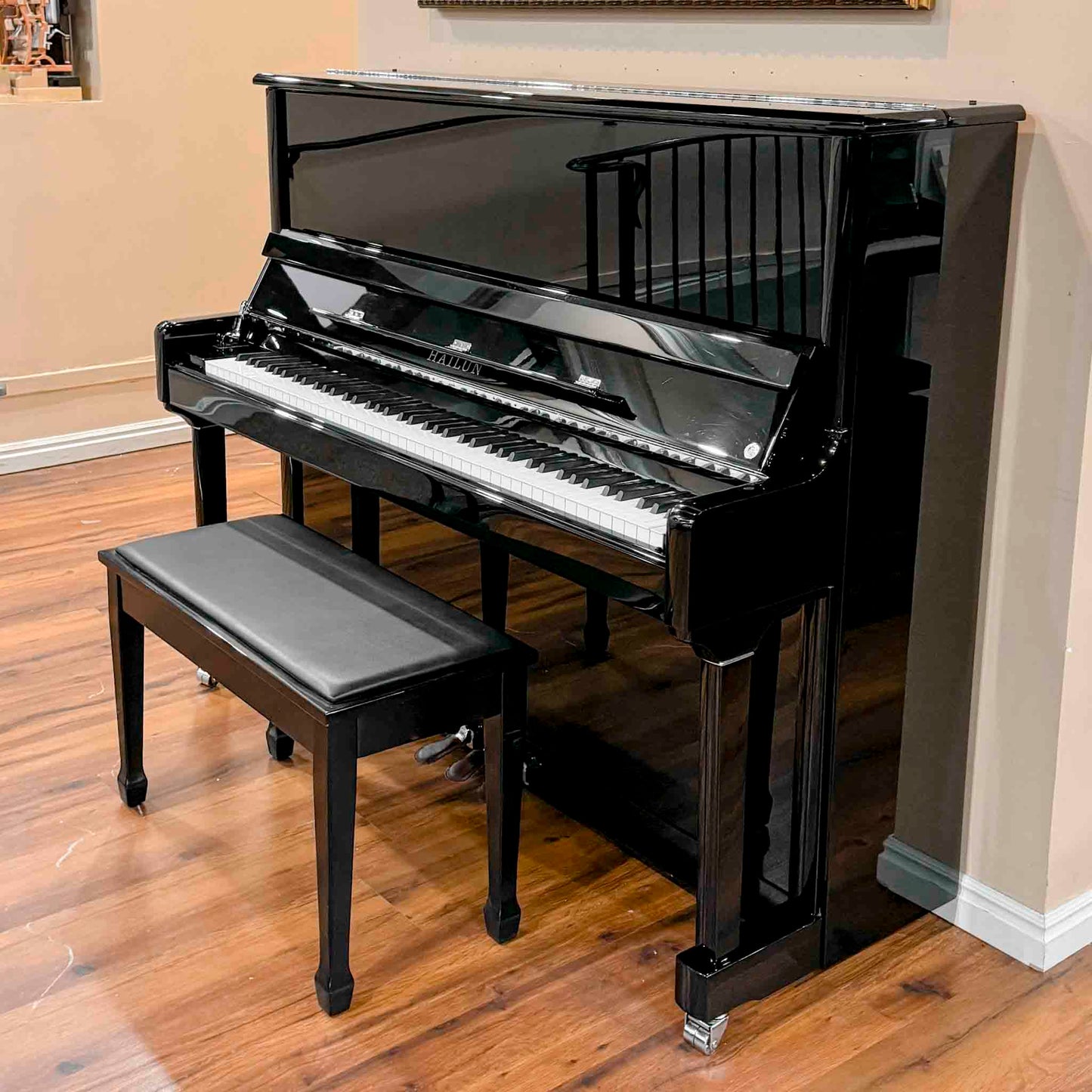 2020 Hailun 5P Polished Black Upright Piano