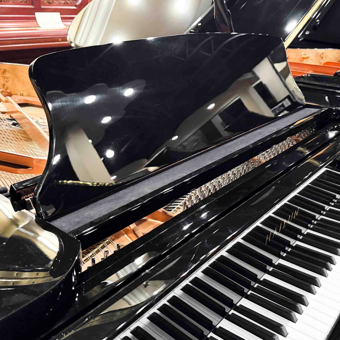 Hailun 178 5'10" Polished Black Grand Piano