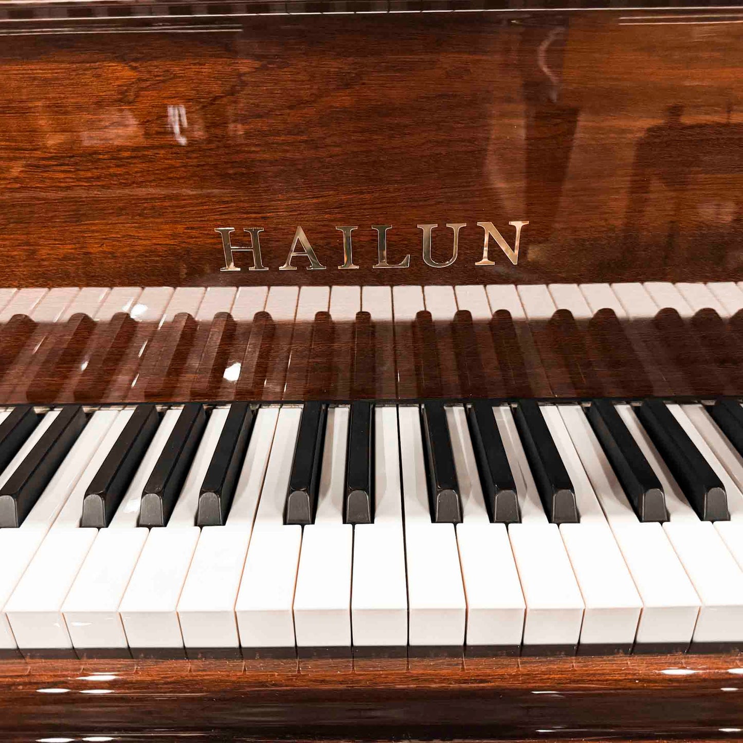 Hailun 151 5' Polished Walnut Baby Grand with Self-Playing System