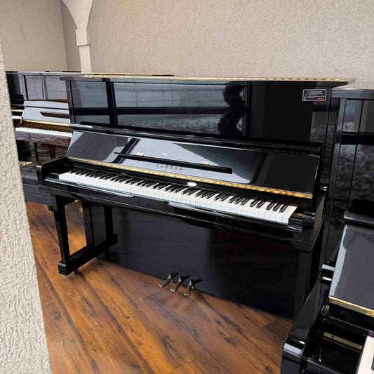 1989 Yamaha U1 48" Polished Black Upright Piano