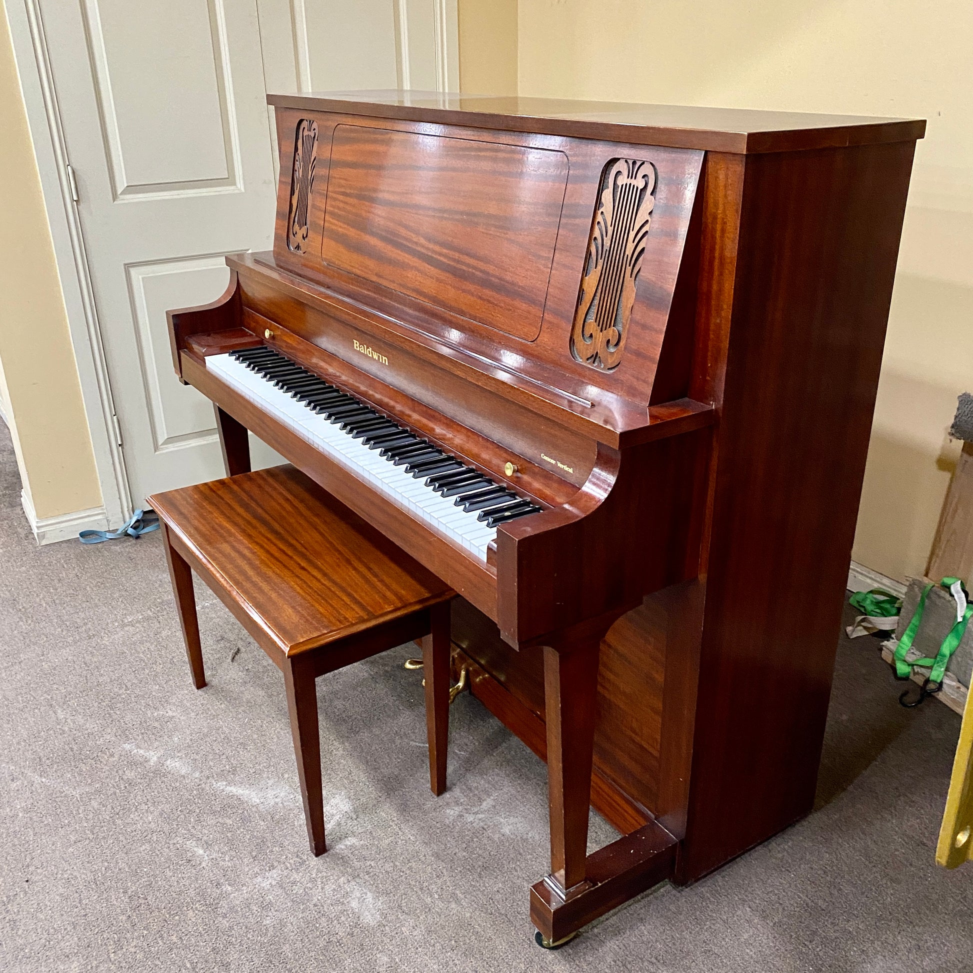 Image 15 of 2000 Baldwin Upright 52" / Walnut