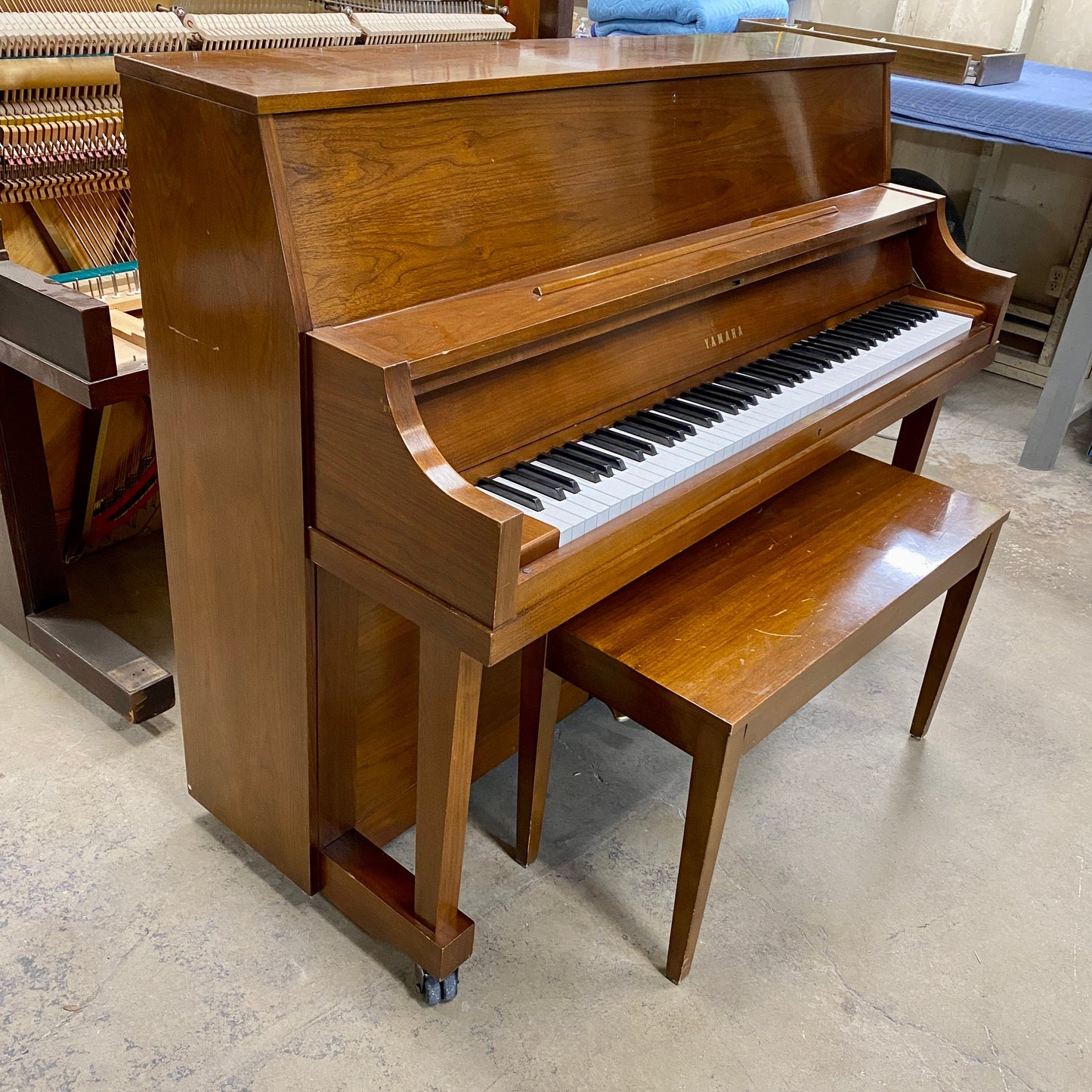 Image 24 of 1994 Yamaha P22 45" Upright Piano / Walnut