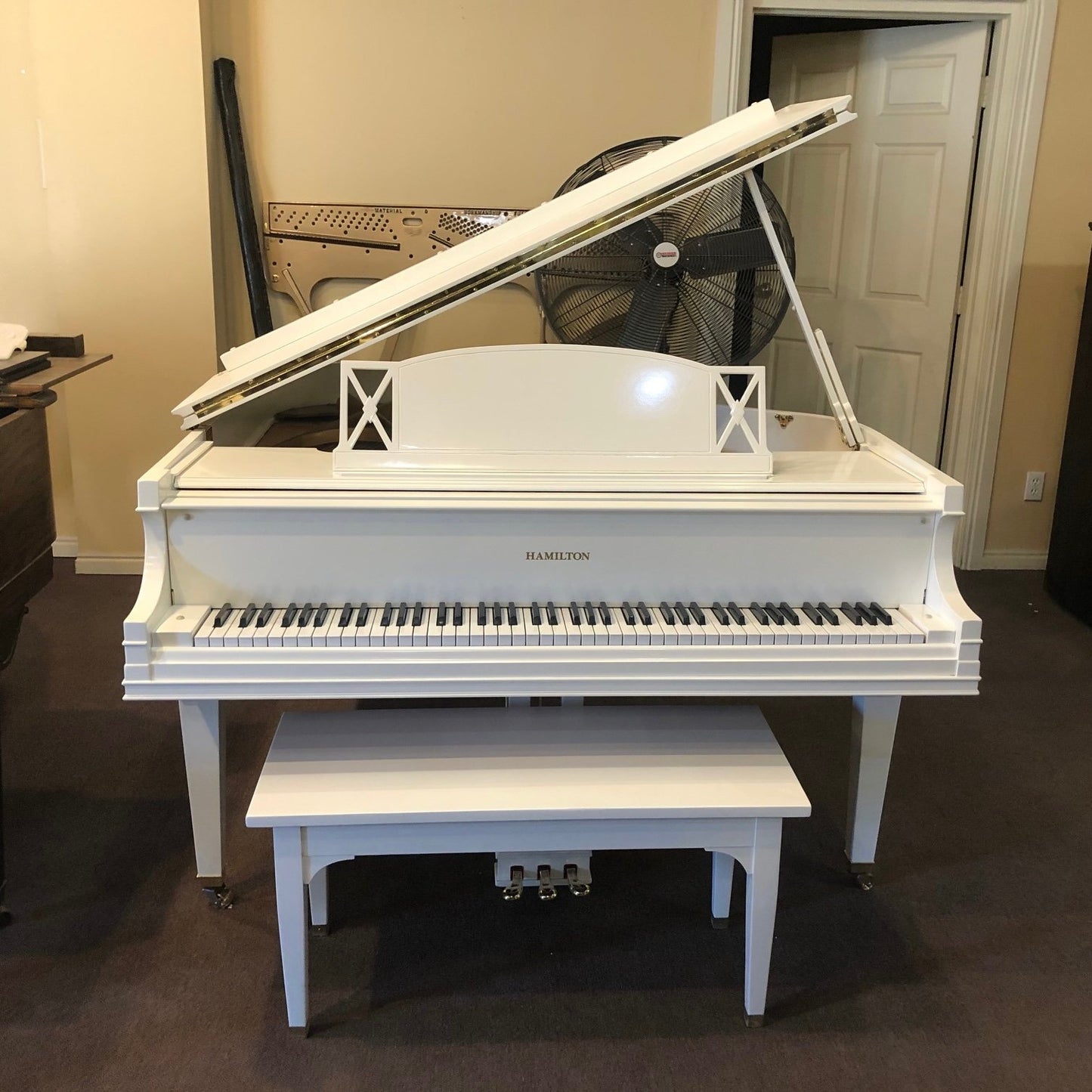 Image of the Piano For Sale